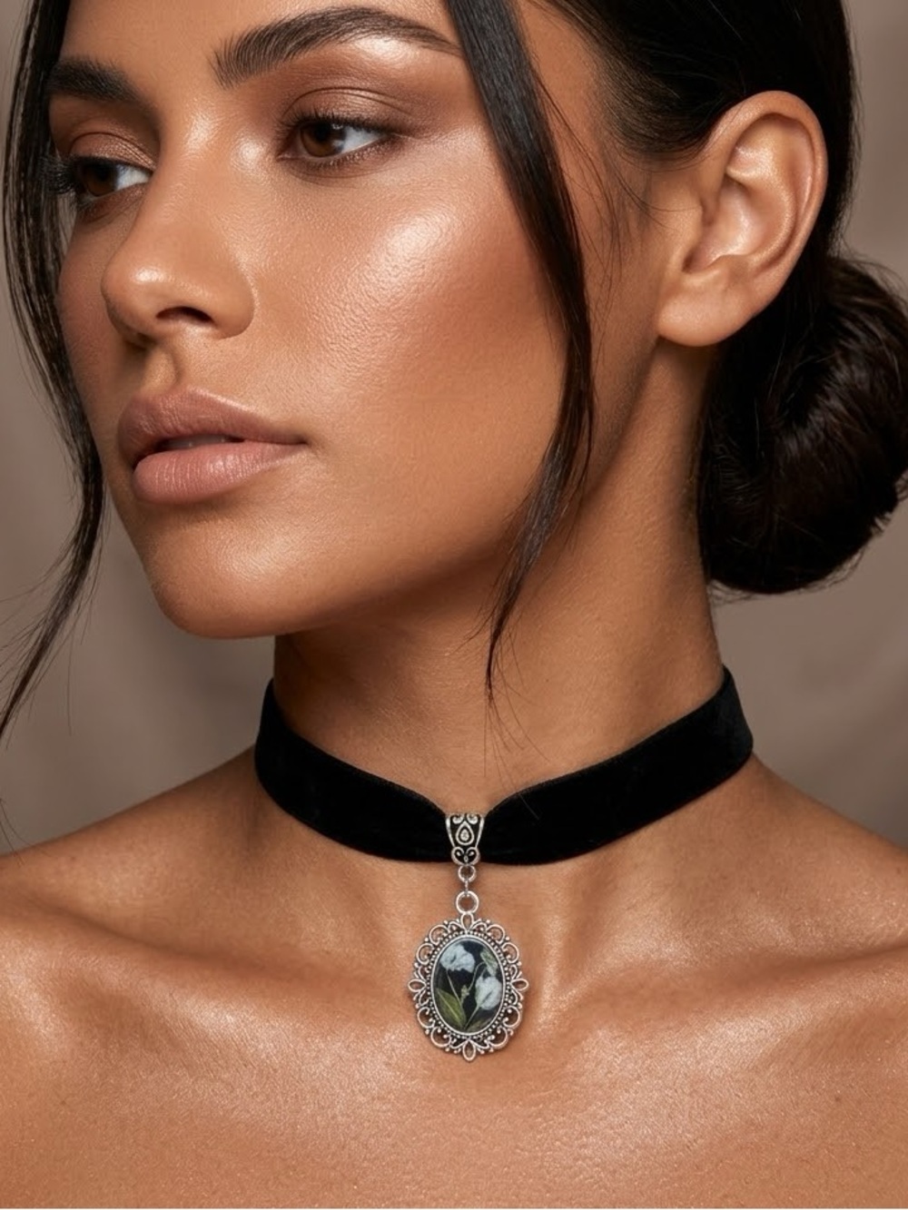 Vintage-Inspired Black Velvet Gothic Choker with Silver Floral Pendant B03-07